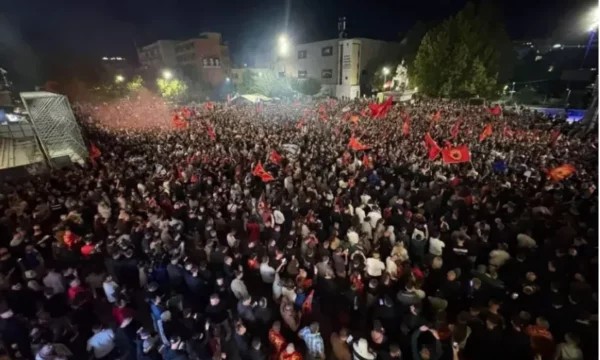 Bedri Hamza bën thirrje për mobilizim masiv: Më 1 tetor në shesh kundër padrejtësive në Hagë