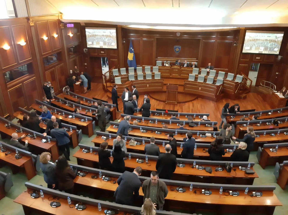 Dështimi i 23-të i deputetëve