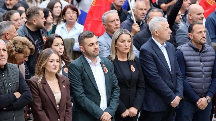 Incidenti para Kuvendit, reagon ashpër deputeti Rexhepi: Ndjesta nuk mjafton për ta mbyllur këtë çështje