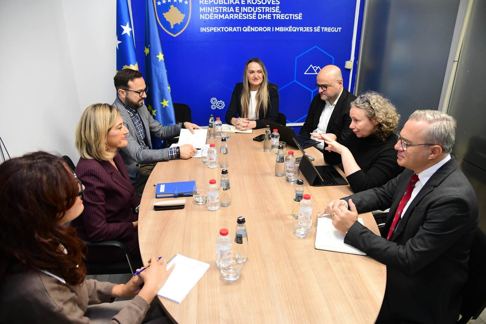 Kusari-Lila diskuton me Bankën Botërore dhe IFC-në për mbështetjen e bizneseve