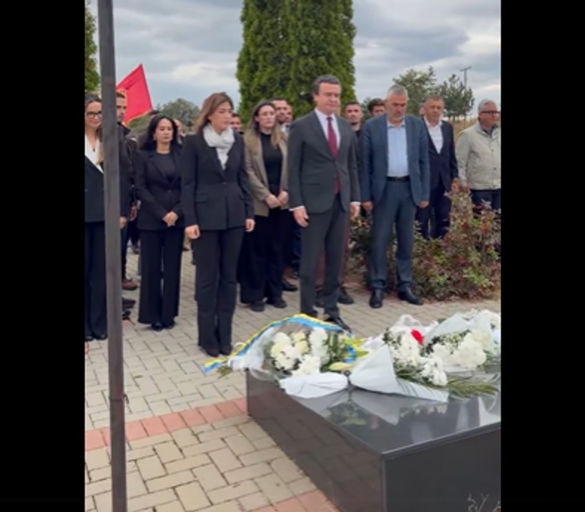 Kurti në 26-vjetorin e masakrës në Abri: Zbardhja e drejtësisë mbetet borxh i pashlyer ndaj viktimave