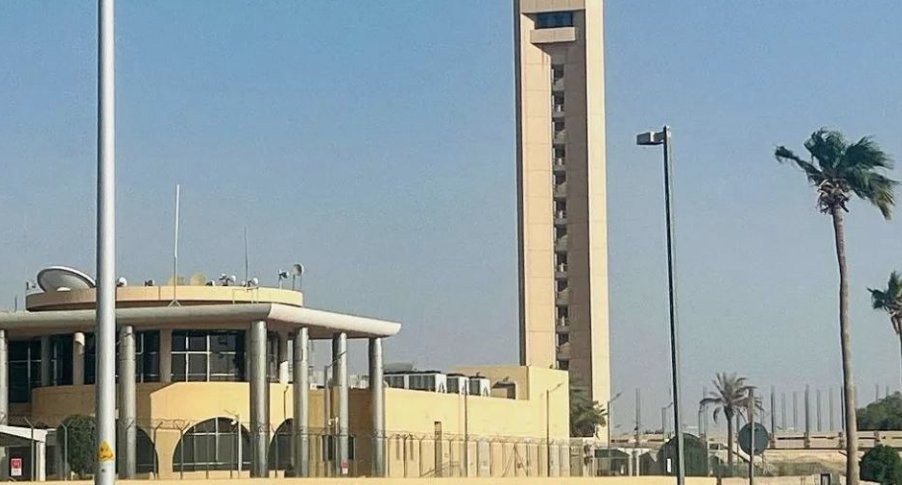 Alarm në Riad: Shpërthim i fuqishëm pranë aeroportit, evakuim urgjent dhe anulim fluturimesh