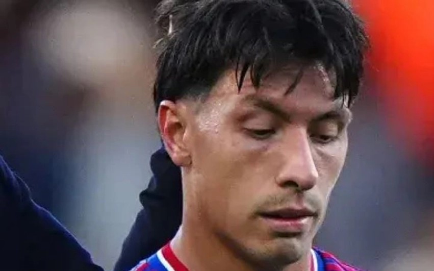 Masë disiplinore nga “Djajtë e Kuq”: Manchester United ndëshkon me gjobë Lisandro Martinezin