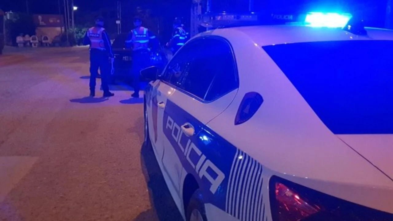Incident me armë zjarri në zonën e Ndroqit, katër persona shoqërohen në komisariat