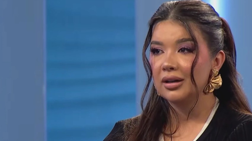 Alba Pollozhani zbulon prapaskenat: Si e priti familja hyrjen time në televizion