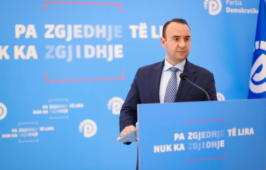Balliu reagon pas deklaratave të Ramës: E njëjta skemë si me Ballukun, nuk ka hetim serioz pa pezullimin e kryeministrit nga detyra