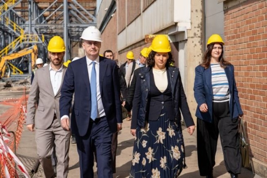 Investimi prej 84 milionë eurosh në “Kosova B”: Rizvanolli dhe Schuebel inspektojnë punimet për mbrojtjen e mjedisit