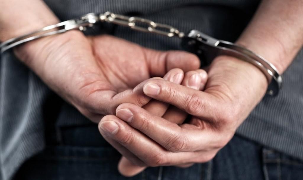 Konflikt i ashpër në Lipjan: Sulmohet fizikisht një person, vihet në pranga i dyshuari për tentativë vrasjeje