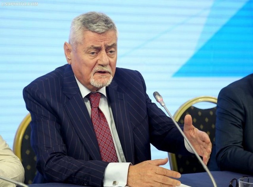 Dashamir Shehi lëshon akuza të forta ndaj mazhorancës: Reforma e re territoriale ka prapaskena elektorale dhe mungesë konsensusi