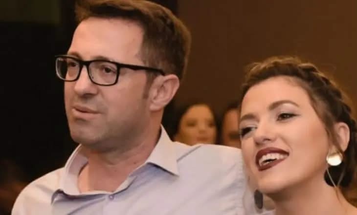 Përplasje e ashpër në distancë: Bashkëshorti i Albulena Haxhiut paralajmëron pranga për Daut Haradinajn dhe Sami Lushtakun