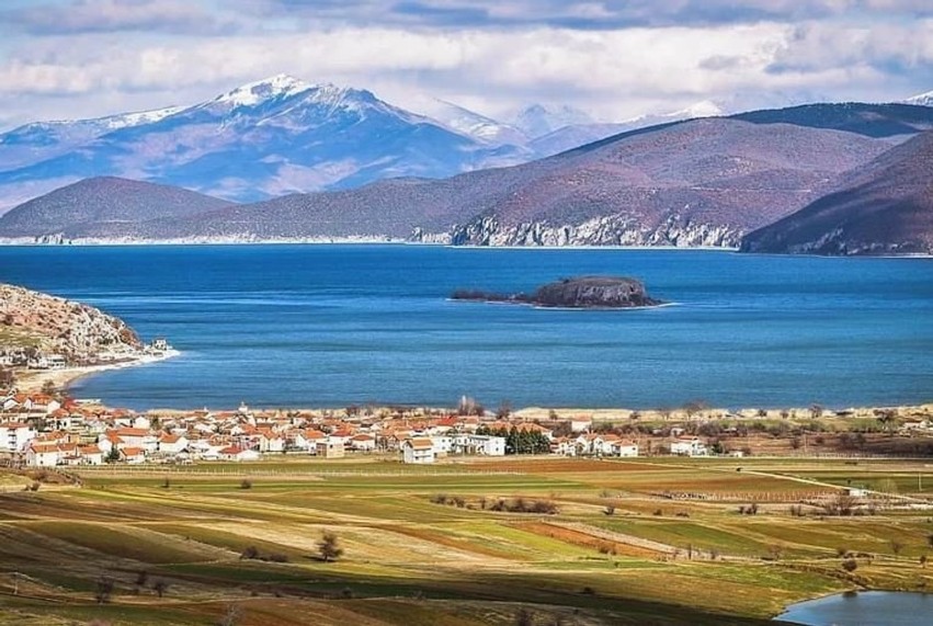 Bashkim historik rajonal: Greqia, Shqipëria dhe Maqedonia e Veriut synojnë përfshirjen e Liqenit të Prespës në UNESCO