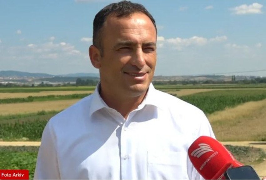 Kërcënimi me jetë trondit Obiliqin: Kryetari Halil Thaçi akuzon ish-drejtorin për shantazh dhe lidhje me drejtësinë