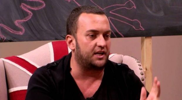Skandali i videove intime/ Olti Curri: Dy nga personat e përfshirë tentuan vetëvrasjen, ndaloni shpërndarjen