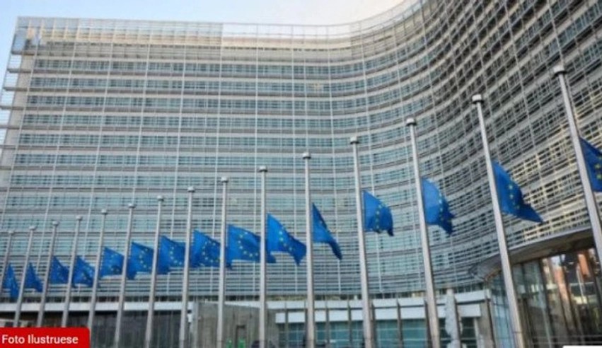 ​Brukseli ia kujton Serbisë nevojën për zbatimin e sanksioneve të BE-së ndaj Rusisë pas bisedës Vuçiq-Putin