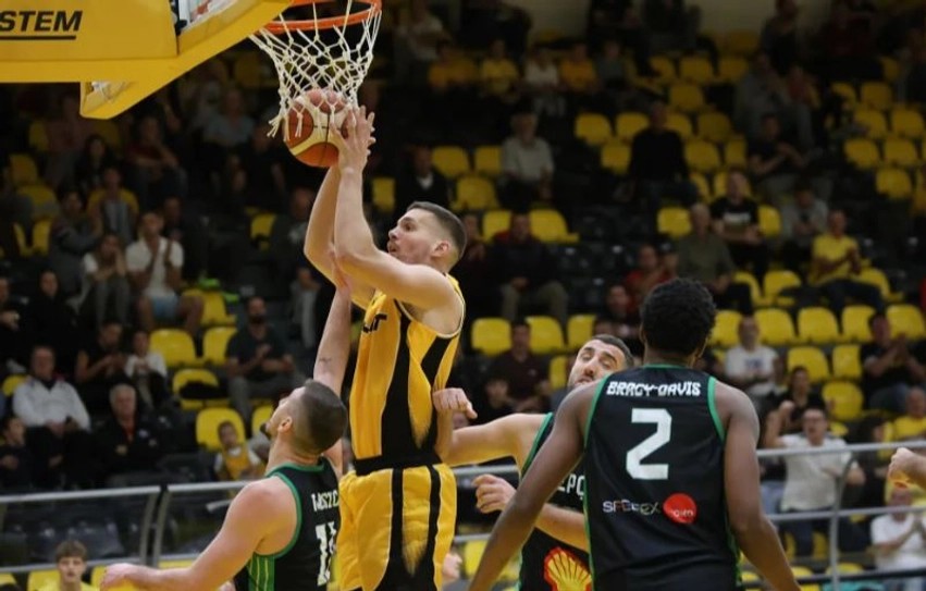 triumf madhështor në Kroaci, mitrovicasit mposhtin Splitin në FIBA Europe Cup