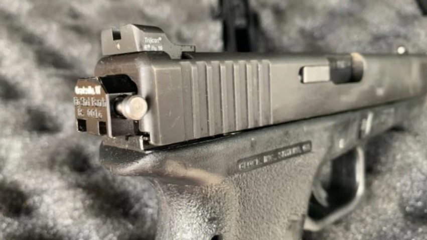 Incident në Shkup: Pensionistit 74-vjeçar i vjedhin armën “Glock” nga furgoni në Çair