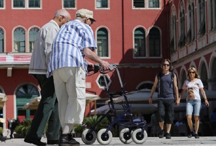 Lehtësim historik për të moshuarit në Kroaci: Qeveria propozon fshirjen e plotë të taksës mbi pensionet