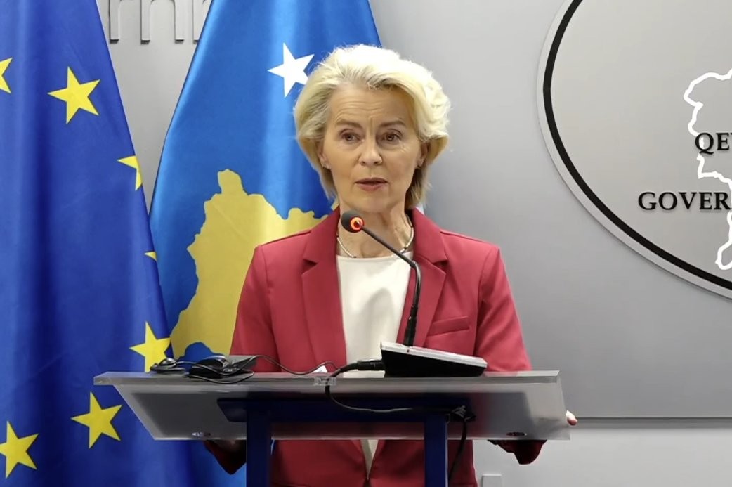 Von der Leyen pas takimit me Kurtin: Vendimi i Hagës ngjalli ndjenja të forta, por mandati i gjykatës duhet respektuar