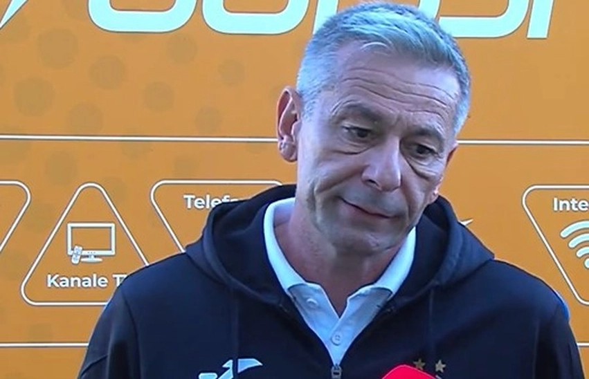 Tensioni pas derbit, trajneri i Tiranës “përplaset” me analistët: Nga studioja çdo gjë duket më e thjeshtë