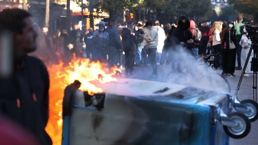 Pas protestave në Shqipëri: Një i arrestuar dhe 17 të proceduar për nxitje të dhunës dhe panikut