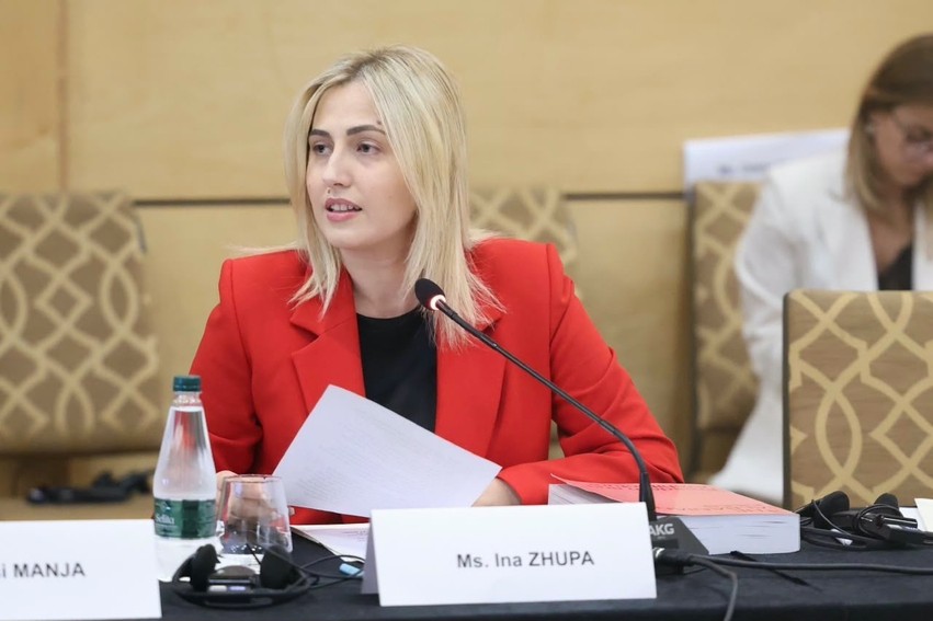 Vandalizmi në Qytetin Studenti, Ina Zhupa publikon pamjet: Policia civile në shërbim të frikësimit të protestuesve
