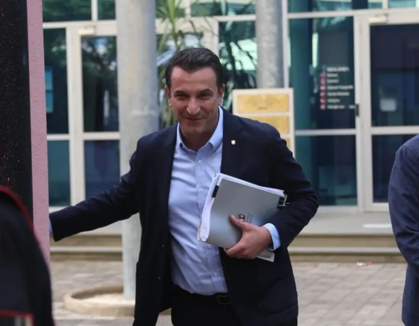“Një rrëmbim i mirëfilltë policor”: Erion Veliaj flet pas transferimit të papritur drejt paraburgimit të Fierit