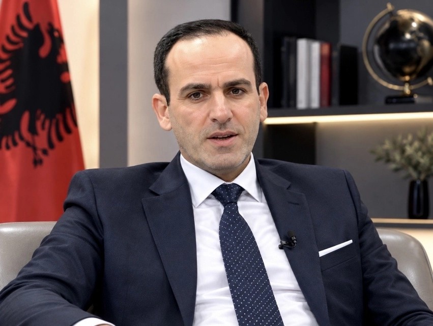A po shkon Maqedonia e Veriut drejt modelit serb të inteligjencës? Alarmi për bashkimin e agjencive