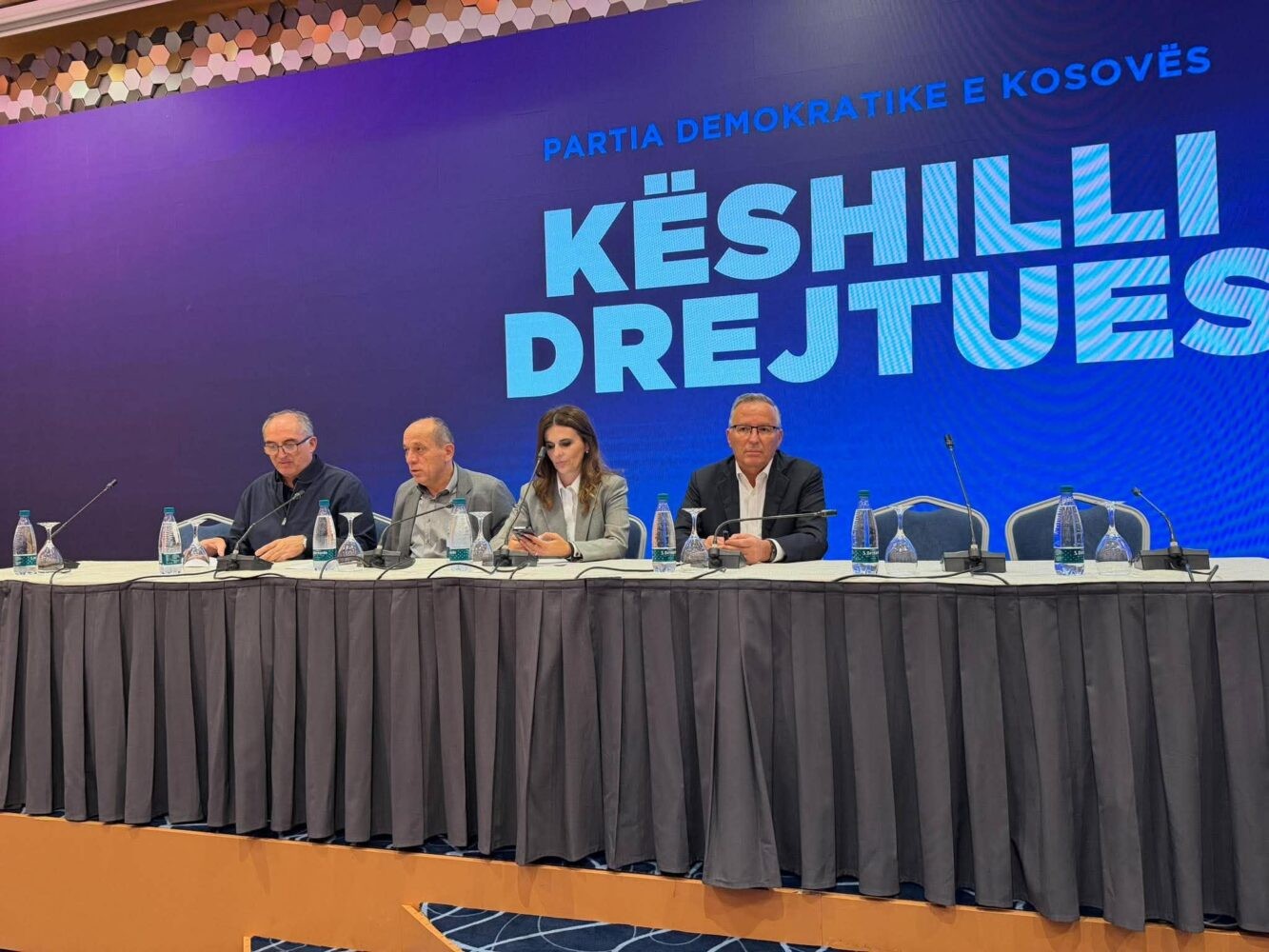 Hamza në Këshillin Drejtues të PDK-së: Mbrojtja e çlirimtarëve dhe e së vërtetës historike, prioritet kombëtar