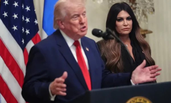 Dorëheqja e ambasadores në Greqi, Trump: Nuk isha i kënaqur me raportimet e fundit