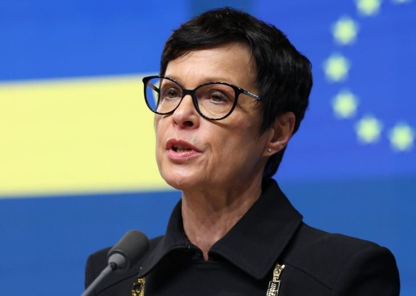 Brukseli i prerë Shkupit: Zbatoni ndryshimet kushtetuese për të zhbllokuar rrugën evropiane