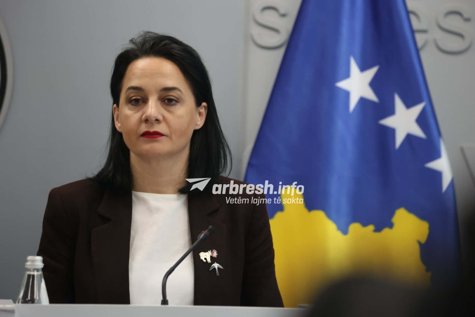 Kriza e mbeturinave në kryeqytet: Ministrja Pacolli paralajmëron ndëshkime për institucionet përgjegjëse