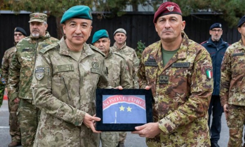 Ndërrimi i komandës në KFOR, NATO: Ballkani Perëndimor ka rëndësi strategjike, siguria në Kosovë po përmirësohet