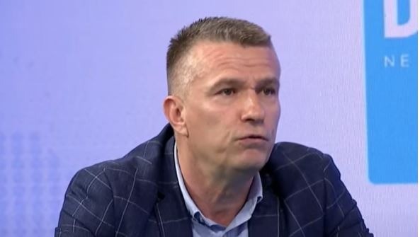 Demaku i kundërpërgjigjet Haxhiut: PDK-ja nuk kërkon koalicion me LVV-në, por kërkon veprim për Ligjin e Speciales