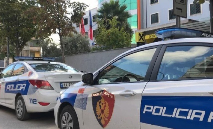Tronditje në Korçë: Arrestohet edukatorja e kopshtit, dyshohet se ushtroi dhunë ndaj një 4-vjeçari