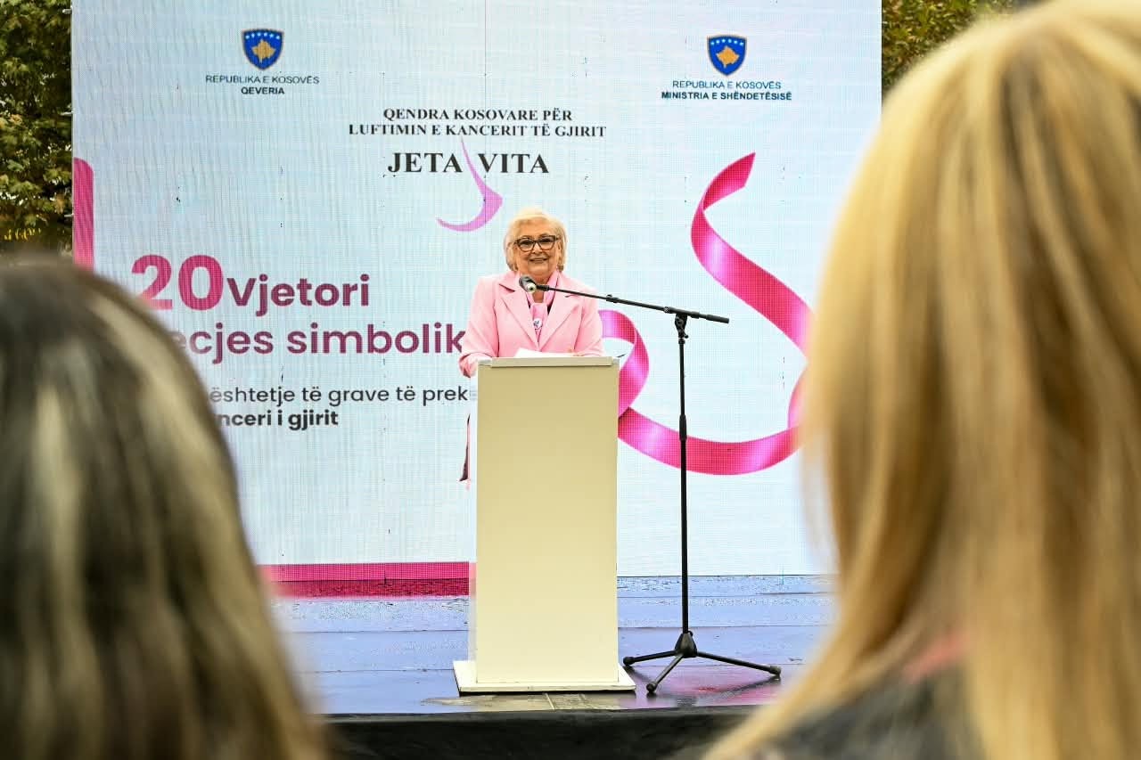 Thirrja e Presidentes në marshin rozë: Frika nuk duhet të bëhet pengesë për kontrollet mjekësore