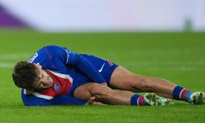 Goditje e rëndë për PSG-në, dëmtimi i rëndë e lë Kvaratskhelian jashtë fushave për muaj të tërë