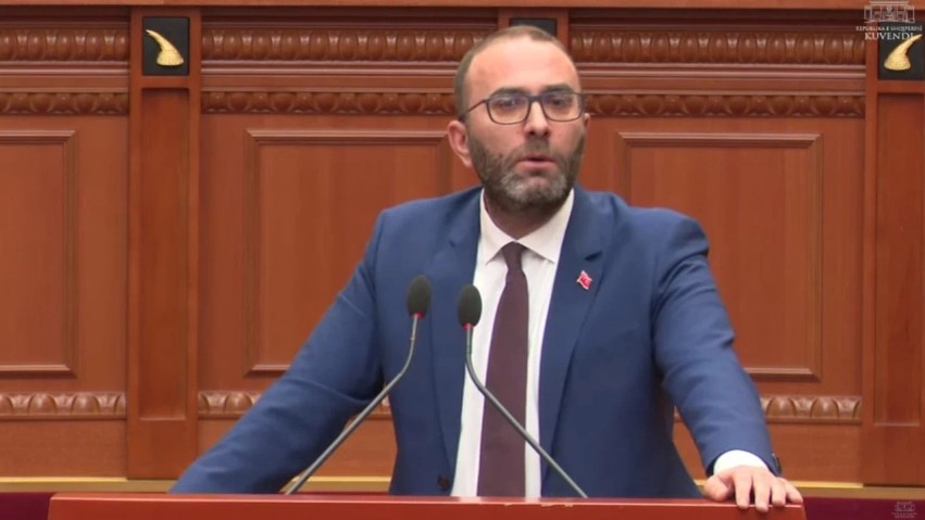 Debat i ashpër në Kuvend, Bardhi i kërkon llogari Ballës për votën kundër SPAK dhe pronat e Ballukut