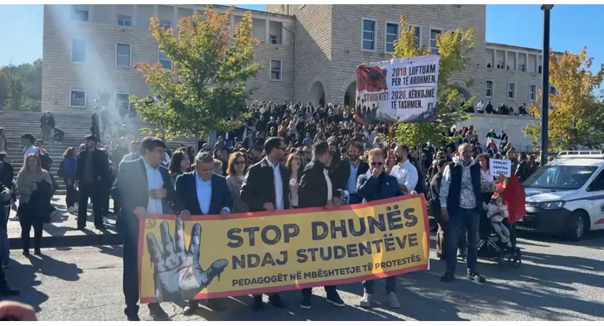 Bojkoti i paralajmëruar nuk gjen zbatim, Universiteti i Gjirokastrës vijon procesin mësimor pa ndërprerje