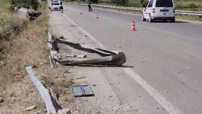 Tragjedi në Pezë: 16-vjeçari merr makinën e fshehur të babait, humb jetën në aksident, plagoset shoku i tij