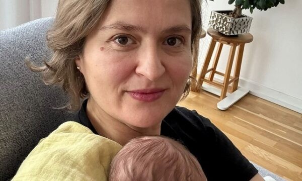 Besa Shahini bëhet nënë për herë të parë, zbulon arsyen e shkëputjes dhe vlerëson lart stafin e QKUK-së
