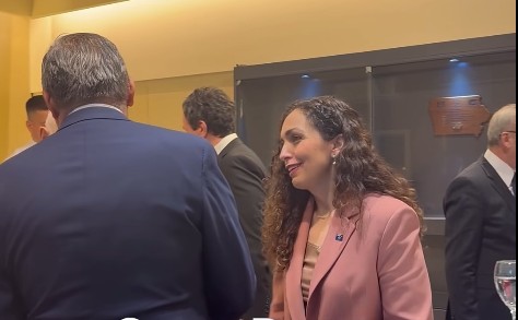 Detaji nga ceremonia inauguruese: Kur Osmani i drejtohet Hamzës me fjalët “pshtove”