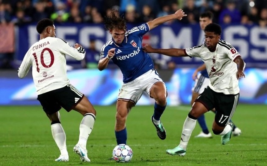 Golat dhe emocionet e Champions League: Como befason Unitedin, spektakël me katër gola në Lille