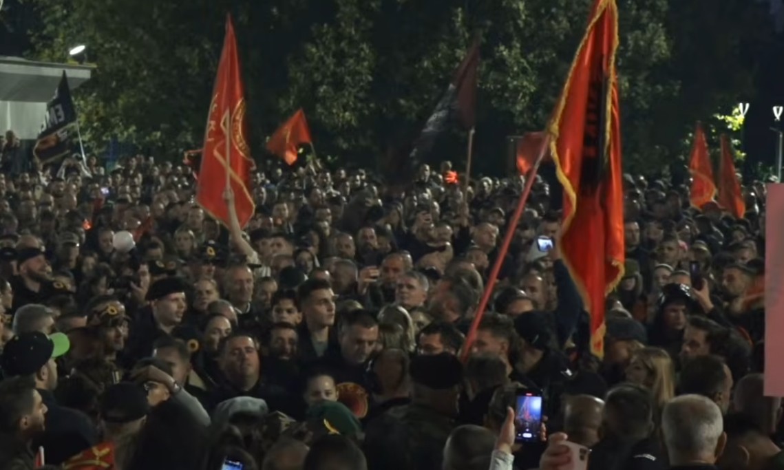 Nata e 12-të e protestës “Jo në emrin tim”: Zërat që do të jehojnë sonte në Prishtinë