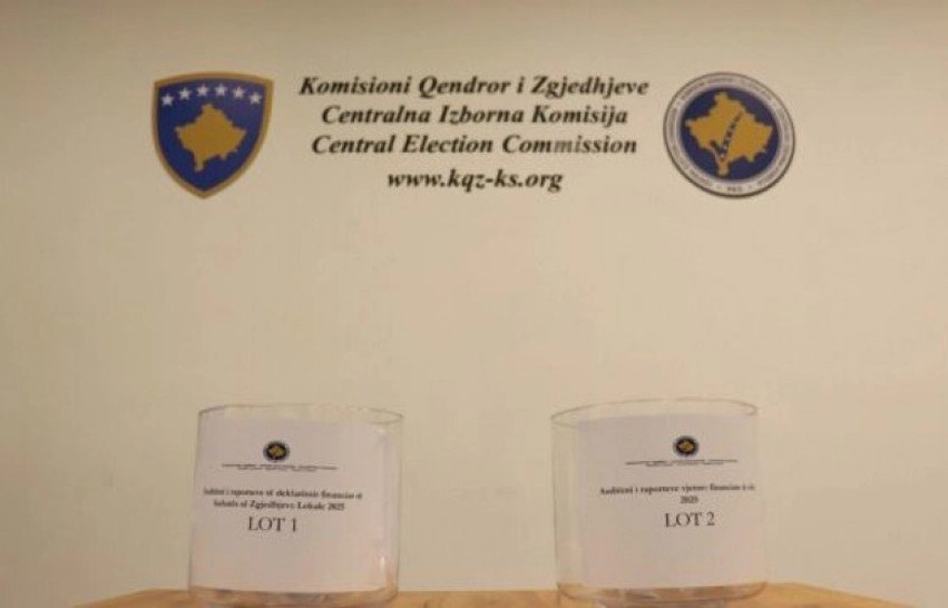 Procesi i transparencës: KQZ përcakton me short auditorët për financat e partive politike