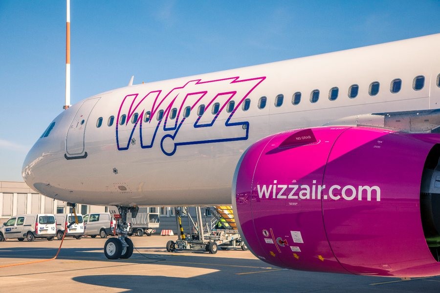 Drama e pasagjerëve shqiptarë në Barcelonë: Të bllokuar prej dy ditësh në aeroport nga Wizz Air