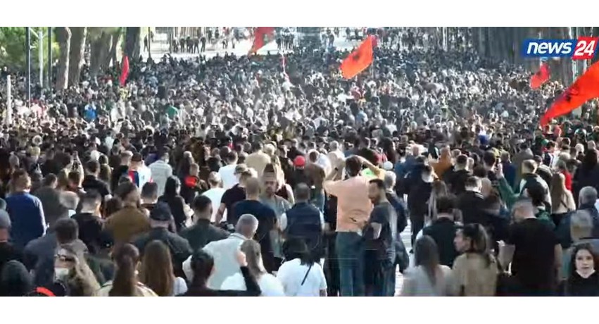 Studentët dhe pedagogët në protestë kombëtare: Sot në orën 12:00 mblidhen para Ministrisë së Arsimit