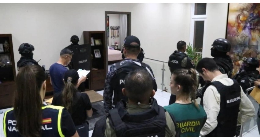 Goditje shkatërruese karteleve: Sekuestrohen 45 tonë kokainë dhe arrestohen 21 persona në Ekuador