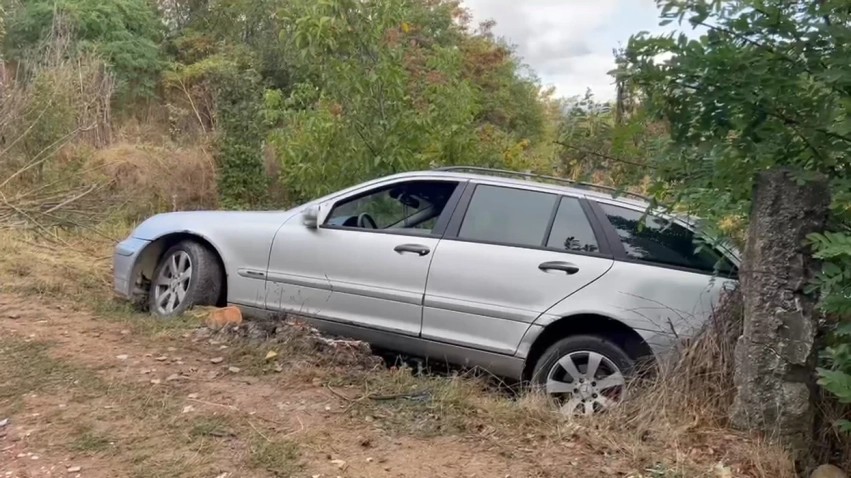 Tragjedi në Maliq: 44-vjeçari humb jetën pasi shtypet nga automjeti i tij