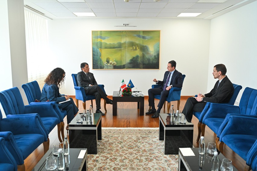 Kurti pret në takim ambasadorin italian Antonini: Diskutohet për integrimin evropian dhe zhvillimin e vendit