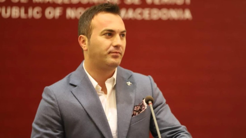 Ademi lëshon detajet: Kërkesa për lëndët e Hagës që dy vite në tryezën e Gjykatës Kushtetuese
